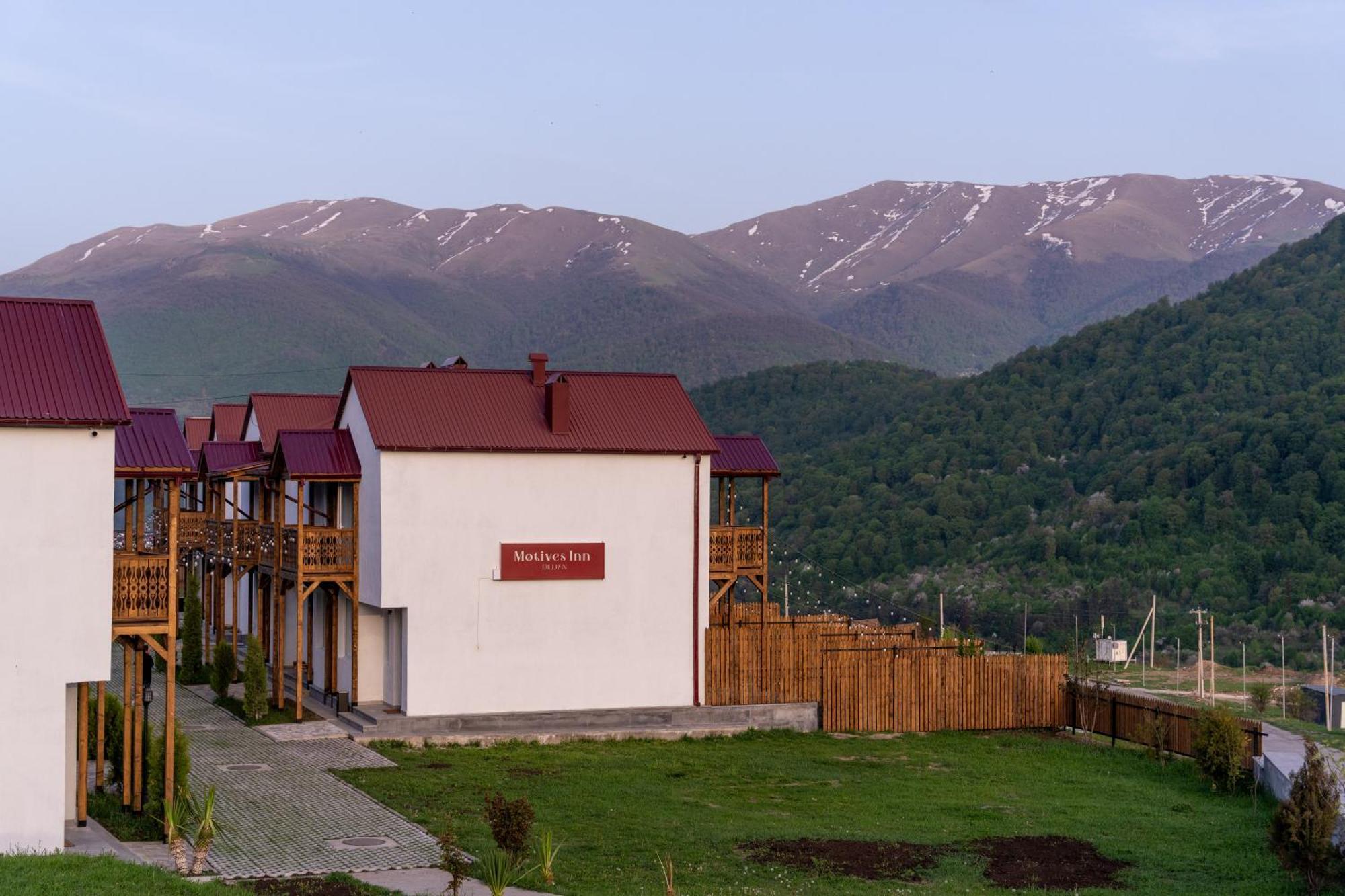 Motives Inn Dilijan Bagian luar foto